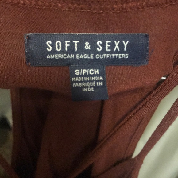 American Eagle Soft Maroon Criss Cross Tank - Picture 3 of 3